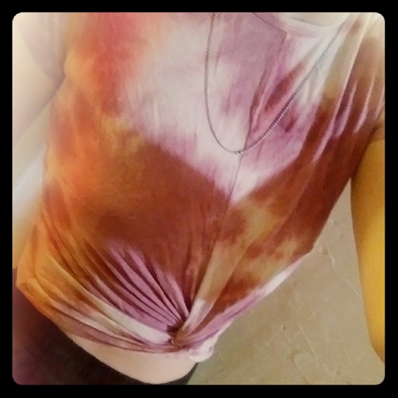 Free Kisses crop t-shirt - Picture 1 of 2